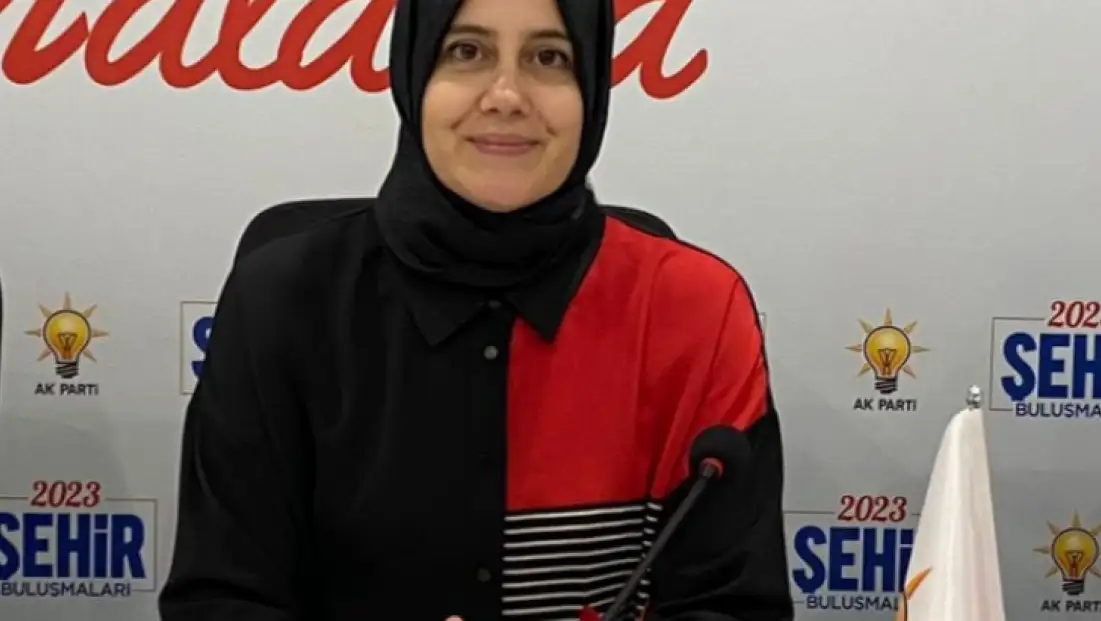 AK Parti'de beklenmeyen istifa