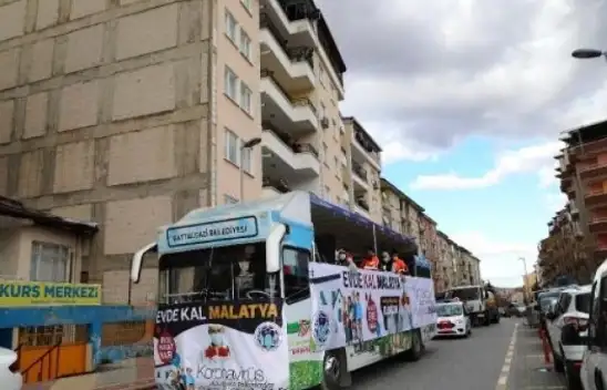 Battalgazi Belediyesi Halka Müzikle Moral Verdi