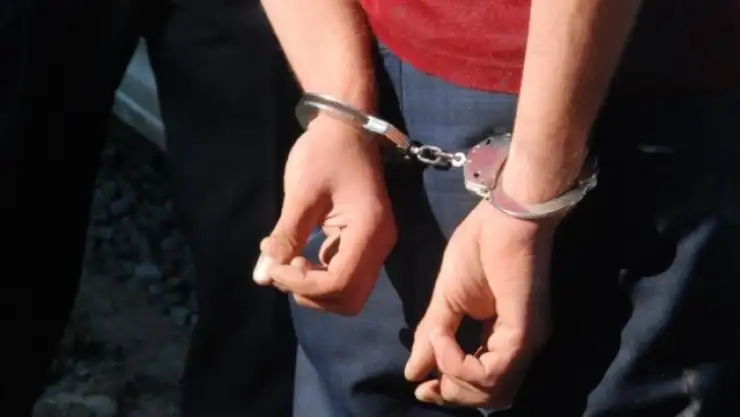 Balıkesir'de eş zamanlı FETÖ operasyonu