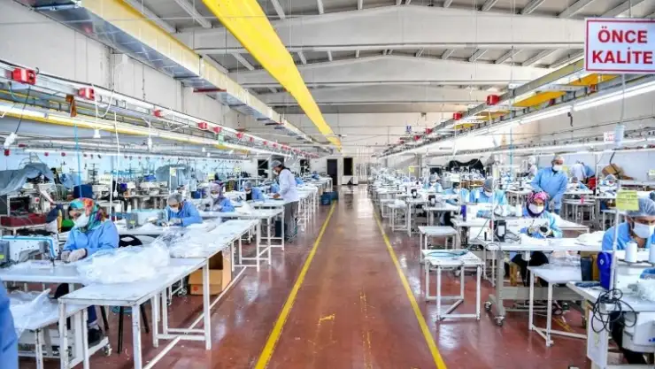 Başkan Gürkan maske üretimi yapan firmaları ziyaret etti!