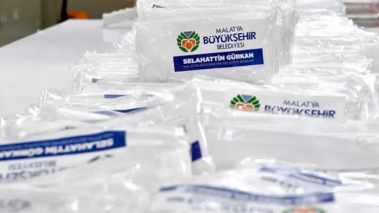 Büyükşehir evlere maske dağıtacak