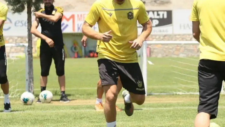 Gökhan Töre ile yollar ayrıldı