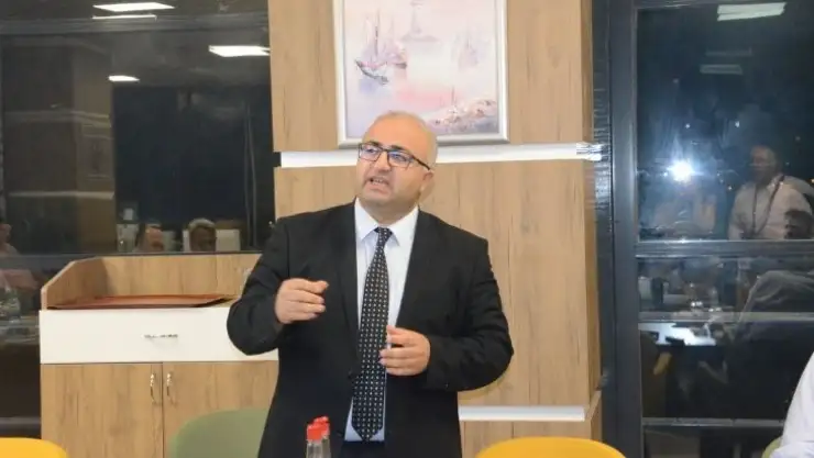 Herkese teşekkür etti,hükümeti es geçti!